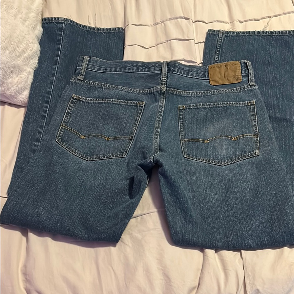 American Eagle Outfitters Men's Relaxed fit Blue Jeans - Picture 6 of 8
